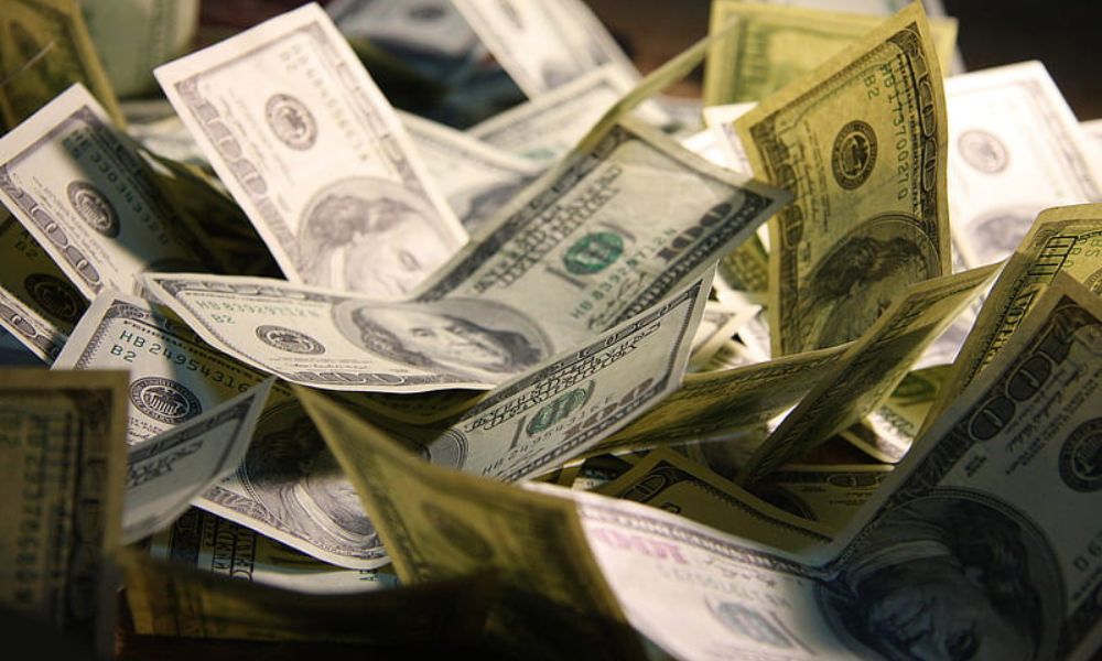 Trader cần lưu ý điều gì khi bán khống Forex?