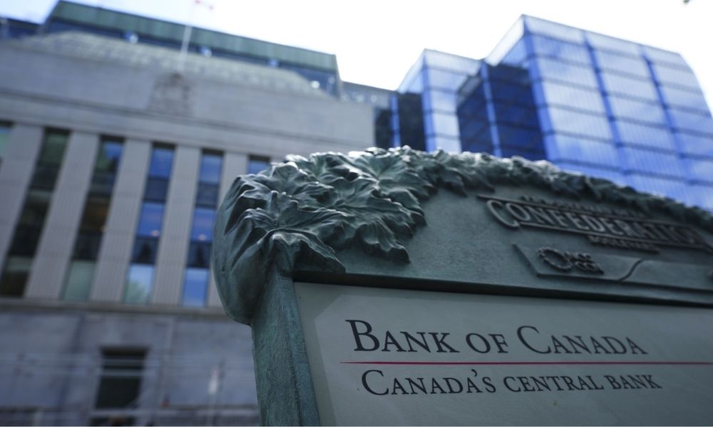 BoC là viết tắt của Bank of Canada, tức Ngân hàng Trung ương Canada.