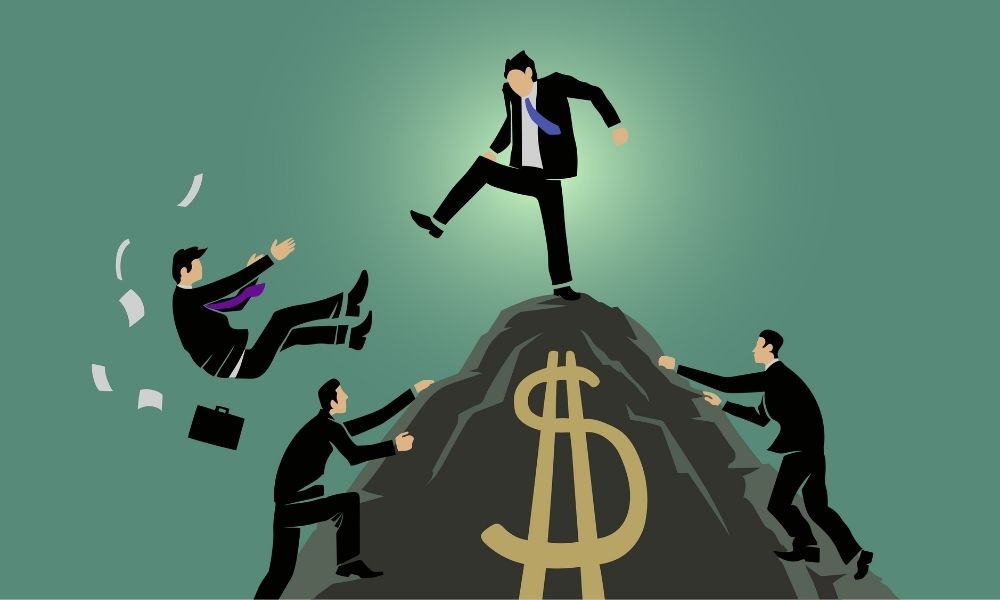 Sự hình thành tư bản và độc quyền hóa ngân hàng
