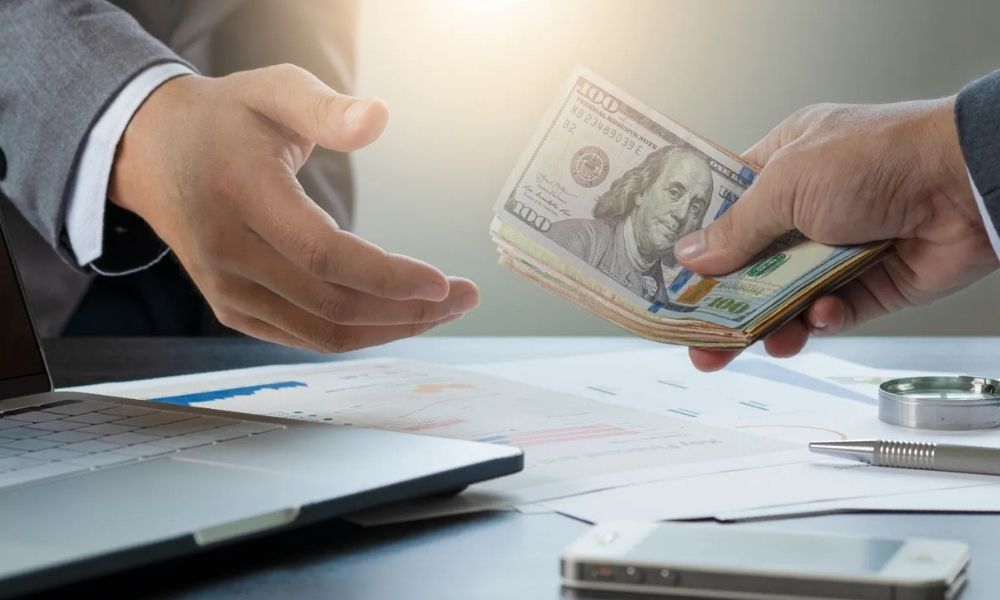 Chiến lược giao dịch với giá điều chỉnh và giá đảo chiều