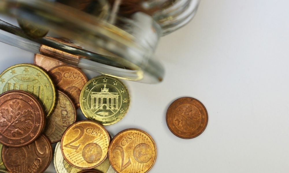 Vàng ảnh hưởng đến AUDUSD và USDCHF như thế nào? 5 Yếu tố kinh tế ảnh hưởng đến mối quan hệ